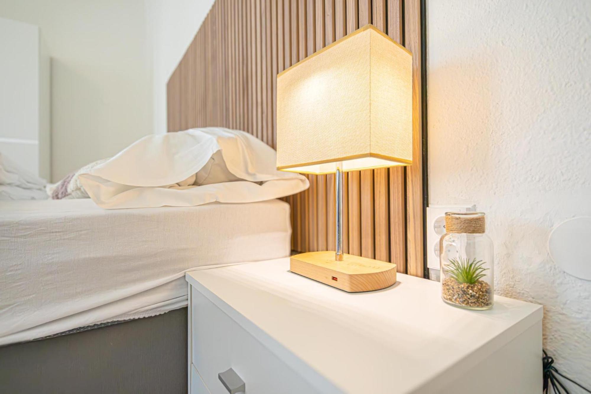 Stylish 2br For 5p Location